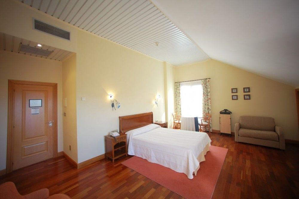 Hotel Modus Vivendi Сопелана Экстерьер фото